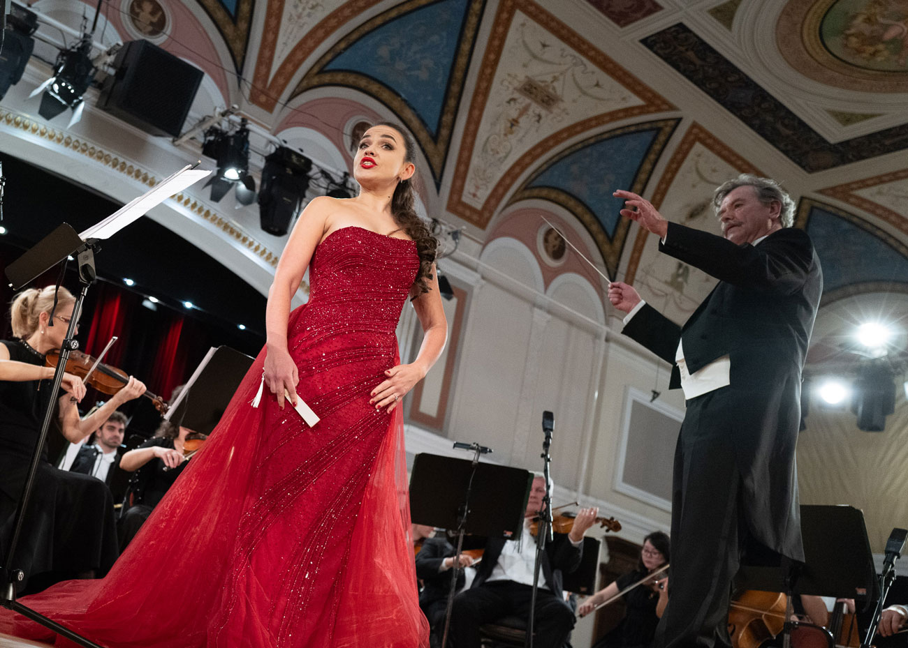 Konzert 200 Jahre Johann Strauss Konzert 200 Jahre Johann Strauss