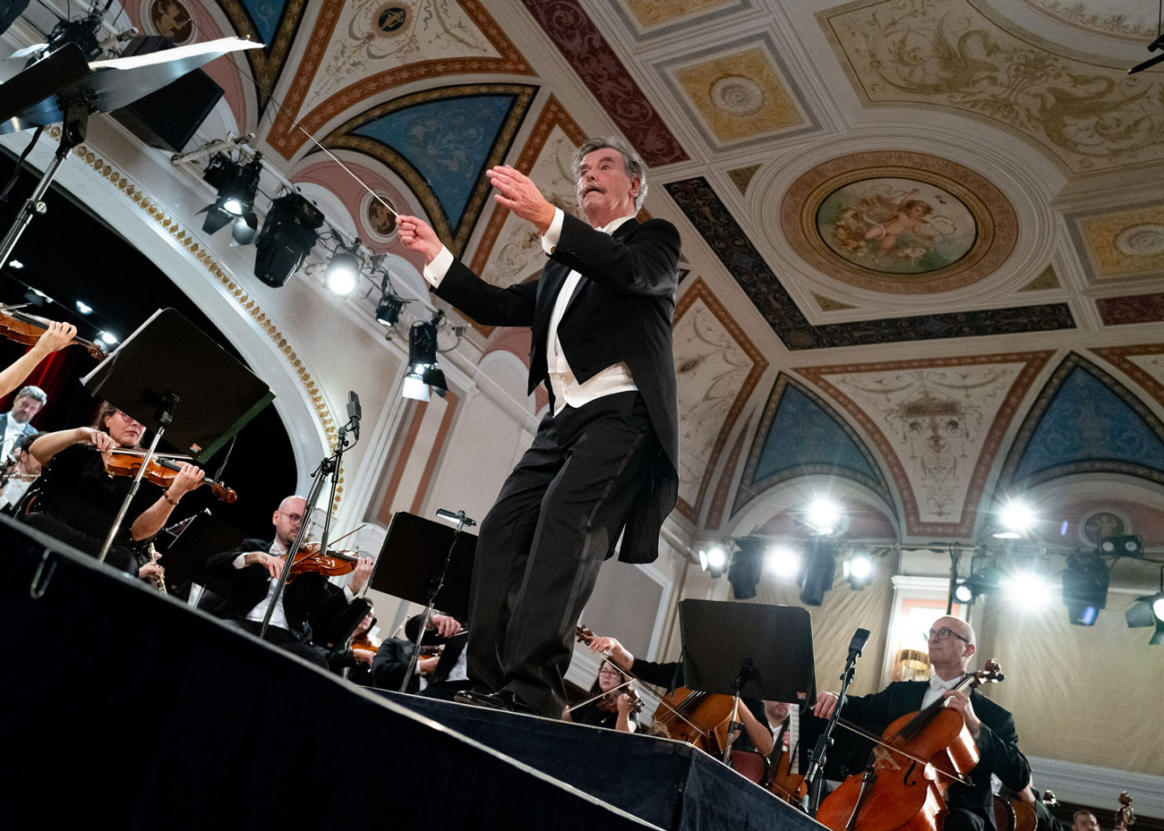 Konzert 200 Jahre Johann Strauss Konzert 200 Jahre Johann Strauss